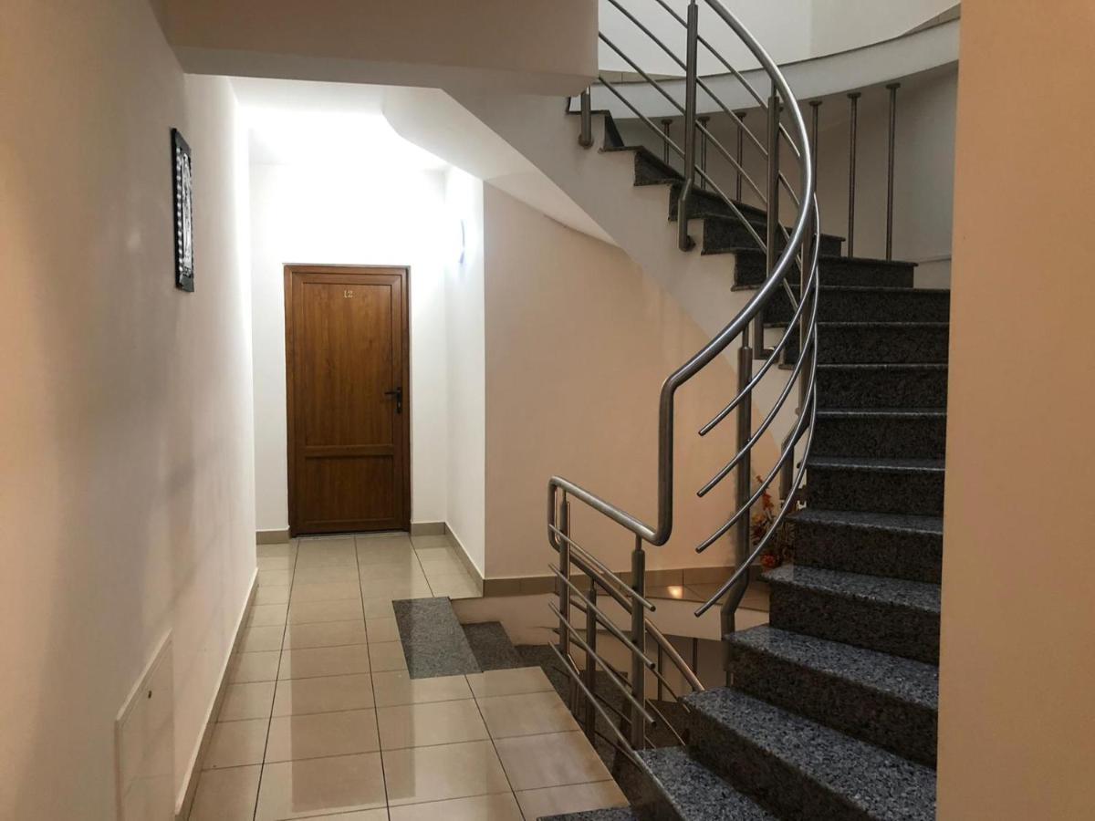 Pensiunea Catalina Haieu Экстерьер фото